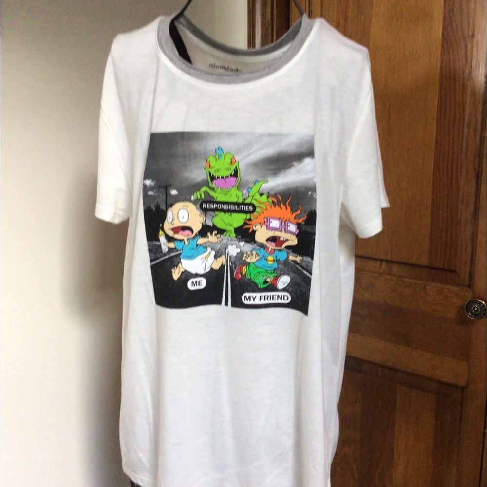Nickelodeon Graphic T, Size Large, New - Picture 2 of 5